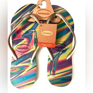 Havaianas Rainbow Swirl Flip Flops with Gold Straps Lime Green 9/10 women